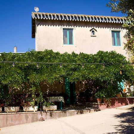 Corte Boero Bed&Breakfast カポテッラ エクステリア 写真
